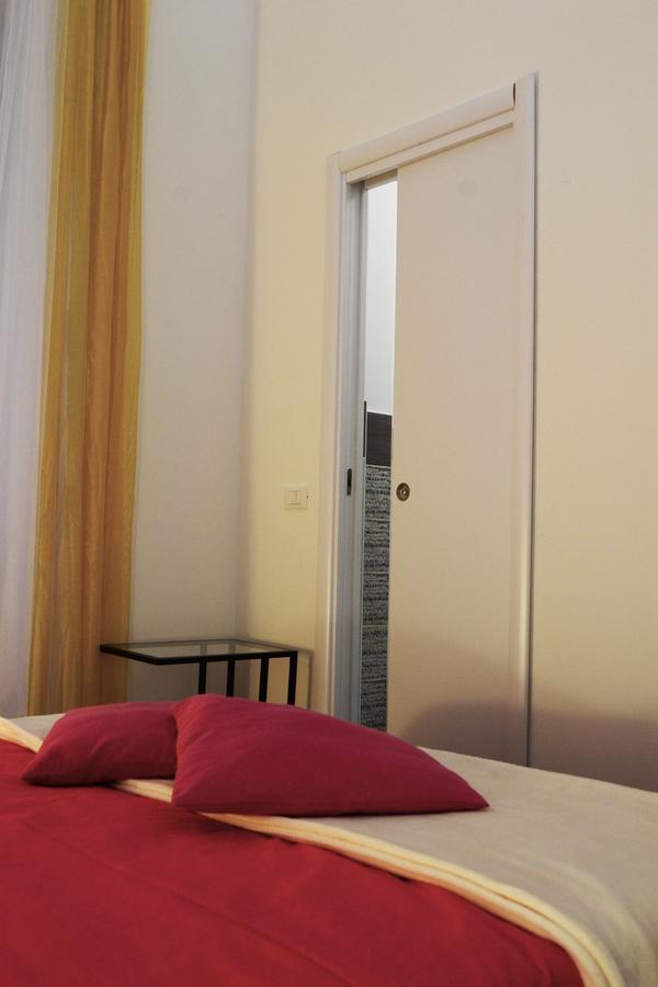 Ariadimare Genoa Luaran gambar