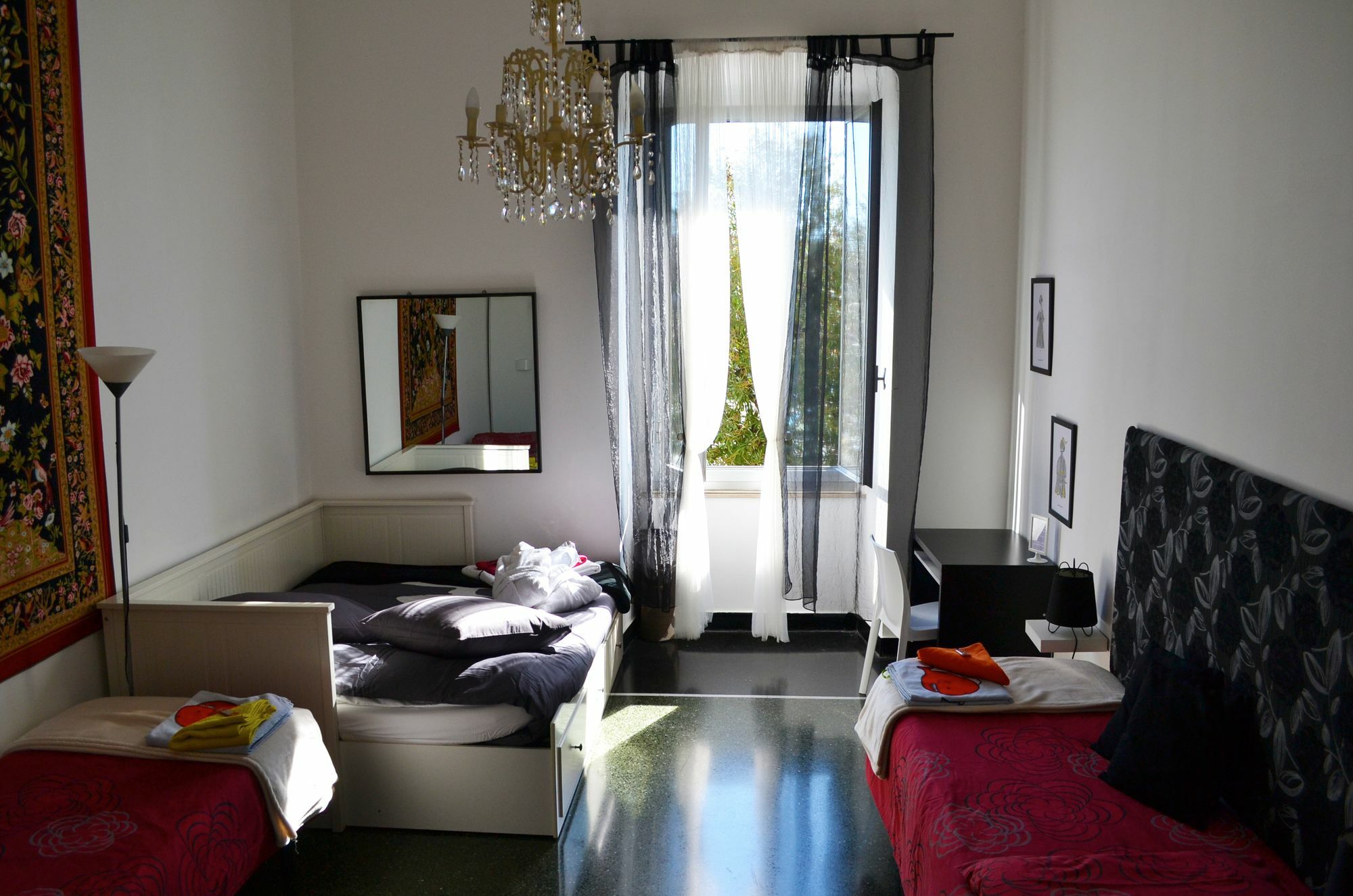 Ariadimare Genoa Luaran gambar