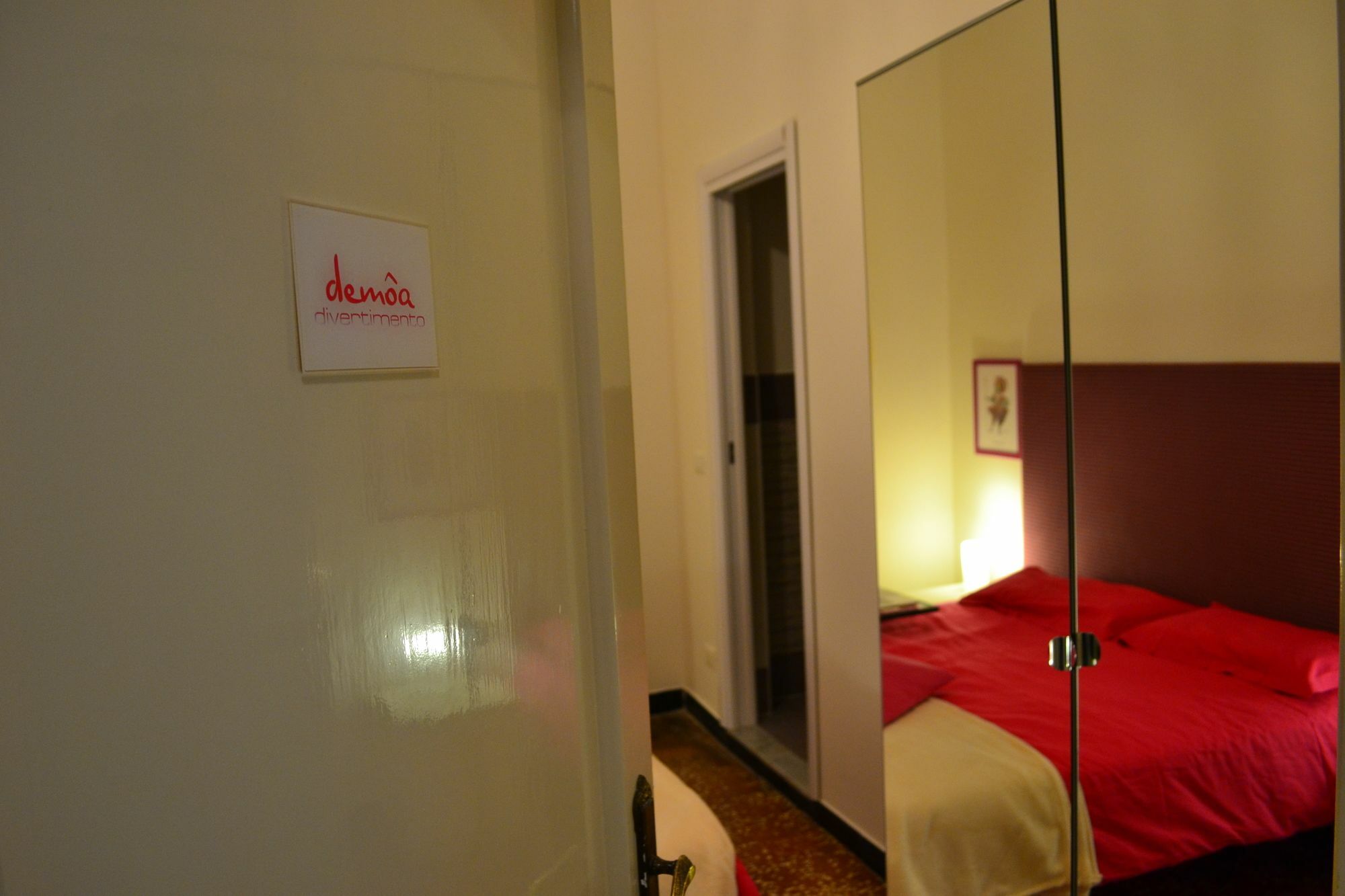 Ariadimare Genoa Luaran gambar
